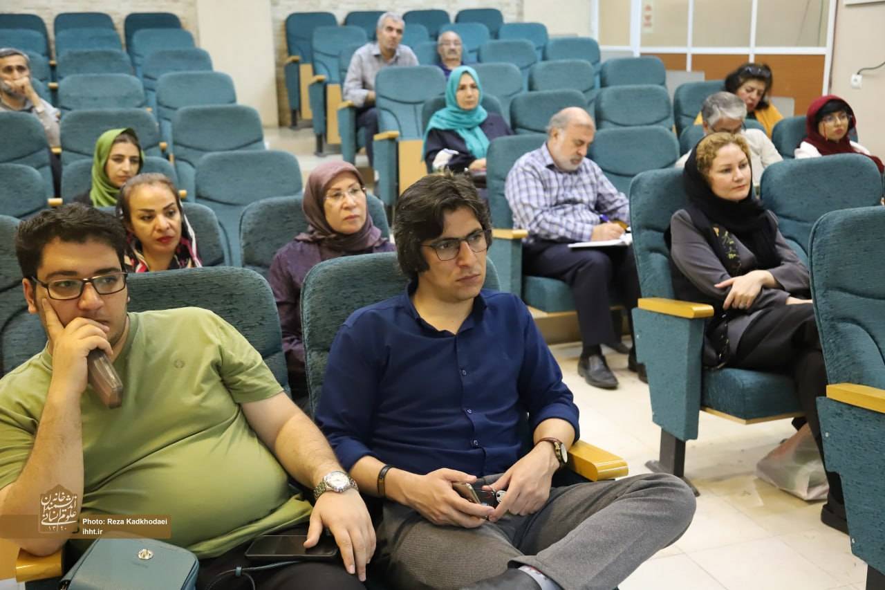 در نشست علمی تاریخ تاریخ نگاری ادبیات کودک و نوجوان چه گذشت؟ در نشست علمی تاریخ تاریخ نگاری ادبیات کودک و نوجوان چه گذشت؟