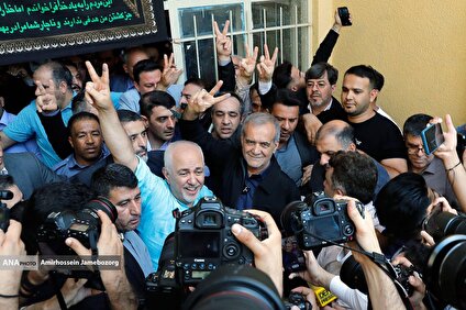 حضور مسعود پزشکیان در دور دوم انتخابات چهاردهمین دوره انتخابات ریاست جمهوری