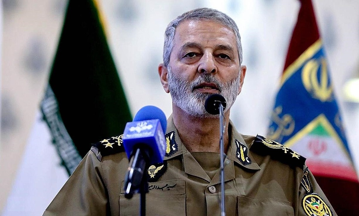 سرلشکر موسوی: موانع و مشکلات هرگز ارتش را متوقف نمی‌کند