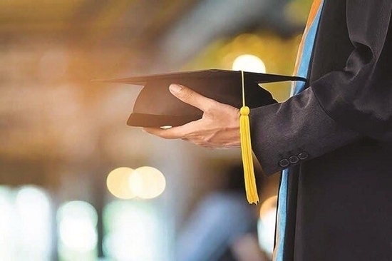 چگونگی ارتقای رتبه تولیدات علمی ایران از زبان رئیس دانشگاه تهران/ رویکرد دولت چهاردهم باید نگاه به مزیت رقابتی استادان باشد+ فیلم