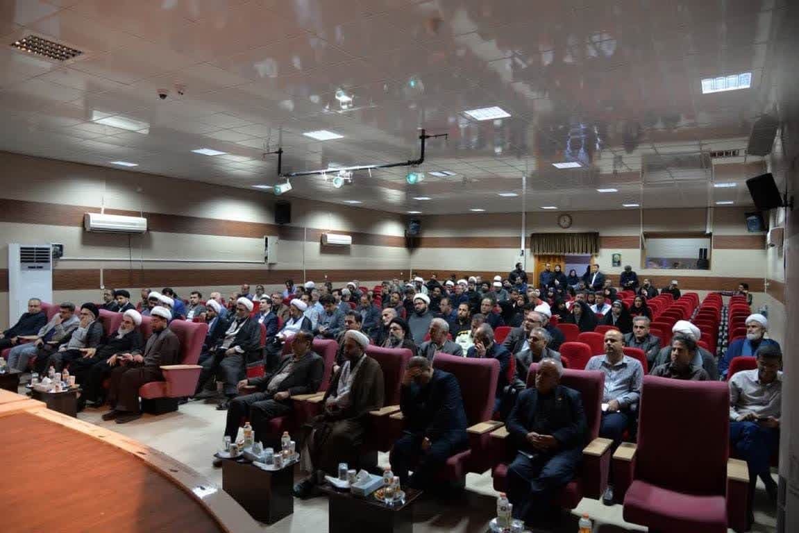 ارتباط حوزه و دانشگاه دوسویه است/ تقدیر از رویکرد رفع نیازهای پژوهشی سازمانها از سوی دانشگاه آزاد ارتباط حوزه و دانشگاه دوسویه است/ تقدیر از رویکرد رفع نیازهای پژوهشی سازمانها از سوی دانشگاه آزاد