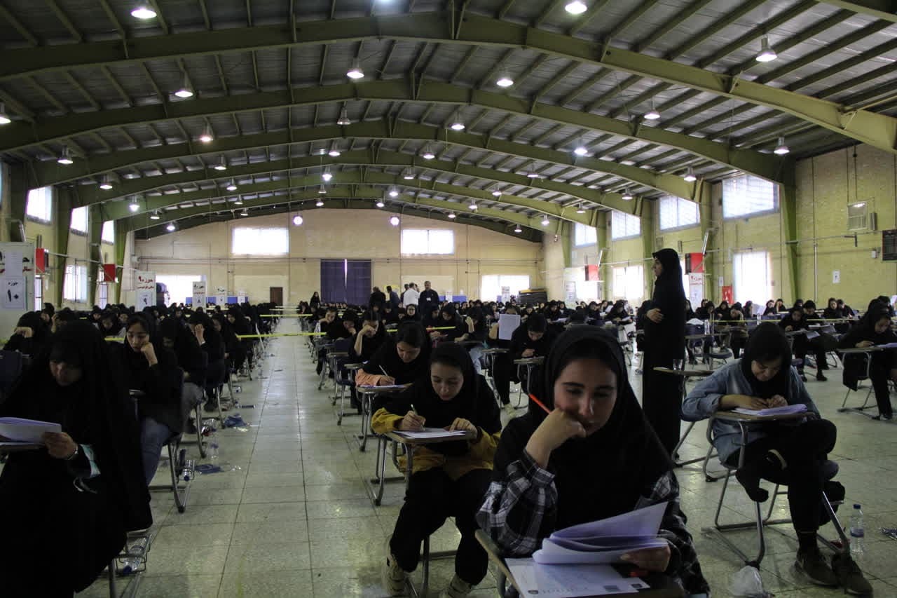 پایان راند نخست ماراتن کنکور/ 984 هزار و 214 داوطلب در گروه‌های ریاضی و انسانی آزمون دادند