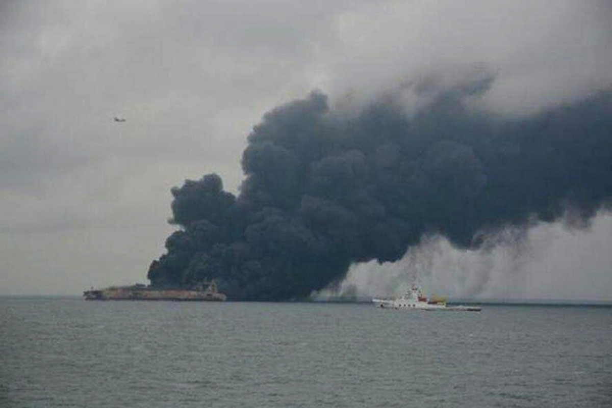 نفتکش‌های آسیب‌دیده در ساحل سنگاپور حامل نفت ایران نبودند