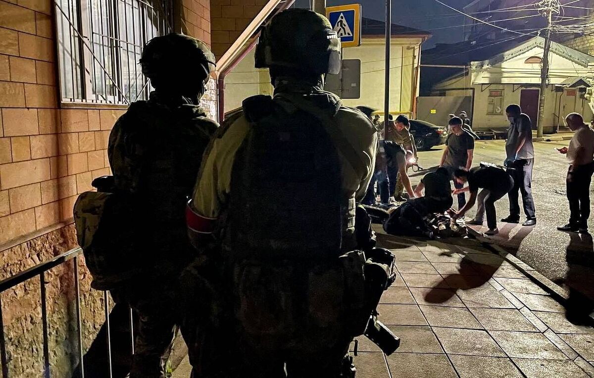 حمله تروریستی در داغستان روسیه  ۱۵ پلیس کشته شدند