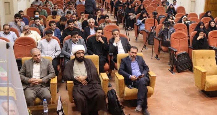 نمایندگان ۴ نامزد انتخابات ریاستجمهوری در جمع دانشجویان چه گفتند؟ نمایندگان ۴ نامزد انتخابات ریاستجمهوری در جمع دانشجویان چه گفتند؟