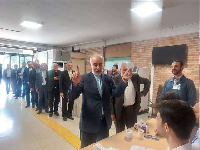 آغاز چهاردهمین انتخابات ریاست جمهوری/ حضور ملت برای خلق حماسه تیرماه آغاز چهاردهمین انتخابات ریاست جمهوری/ حضور ملت برای خلق حماسه تیرماه