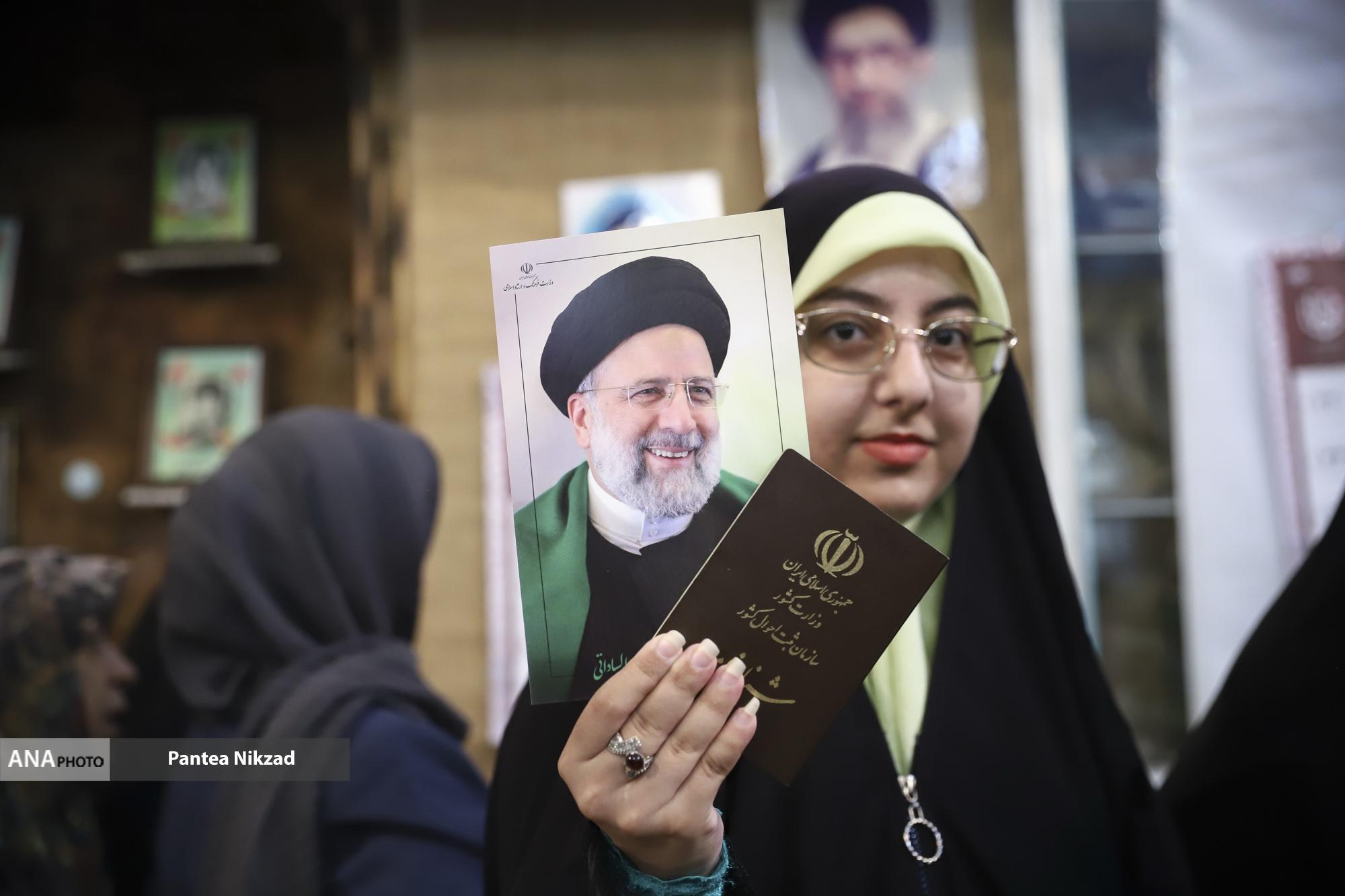 هیجان مردم در روز انتخابات در چند قاب