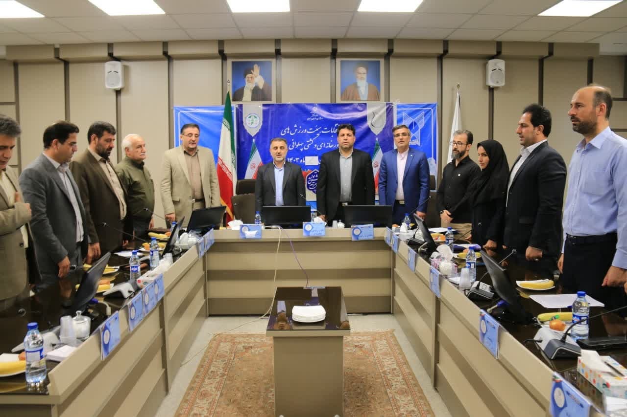 خاکساری رئیس هیئت ورزش باستانی و کشتی پهلوانی همدان باقی ماند خاکساری رئیس هیئت ورزش باستانی و کشتی پهلوانی همدان باقی ماند