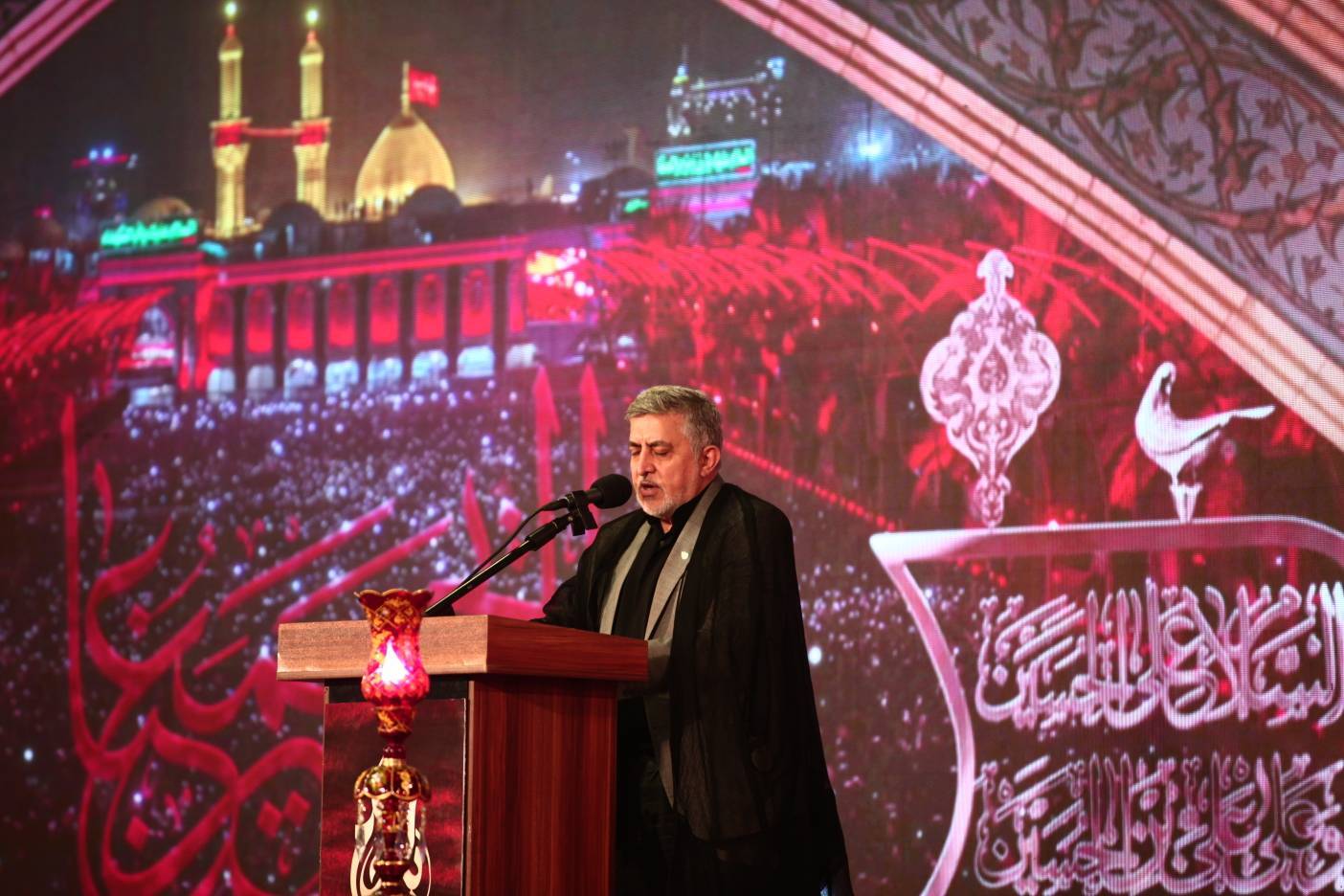 پرچم پیرغلامان راهی مشهدالرضا شد/برترین پیشکسوتان مداح معرفی شدند پرچم پیرغلامان راهی مشهدالرضا شد/برترین پیشکسوتان مداح معرفی شدند