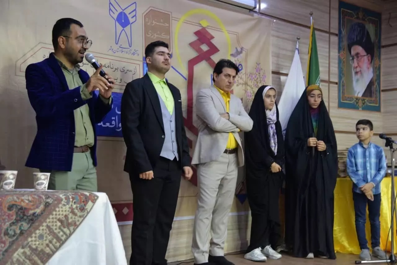 قصه خانواده ۳ نفره با هزاران بیت شعر؛ چگونه دست نوازش اهلبیت پدر، مادر و فرزند را شاعر کرد؟ قصه خانواده ۳ نفره با هزاران بیت شعر؛ چگونه دست نوازش اهلبیت پدر، مادر و فرزند را شاعر کرد؟