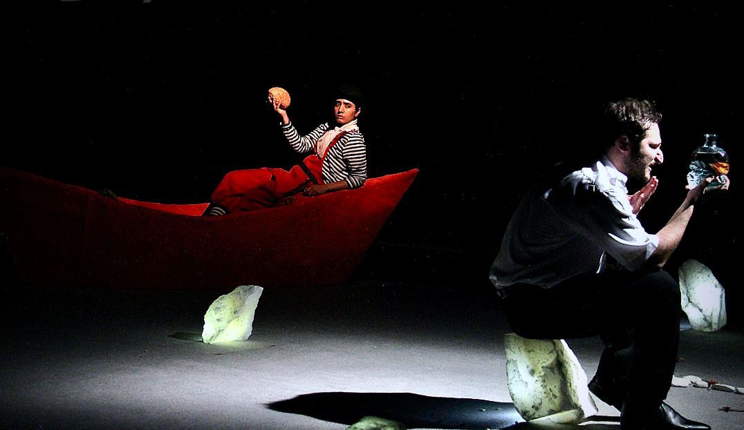 «گورکن» خدای جهان مردگان است/متن نمایش را دو روزه حفظ کردم «گورکن» خدای جهان مردگان است/متن نمایش را دو روزه حفظ کردم