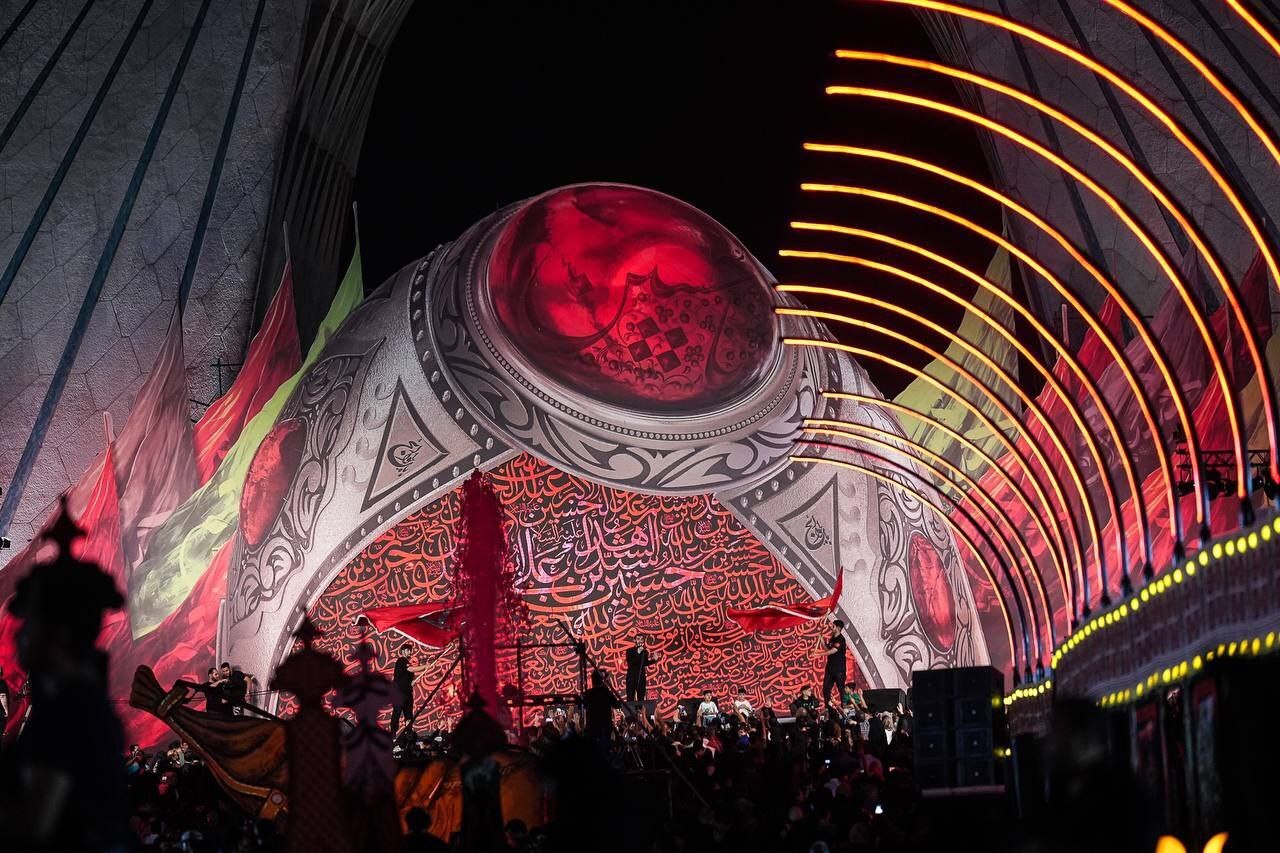 میدان آزادی، بین‌الحرمینی که دل عاشقان حسین(ع) را به کشتی نجات می‌برد