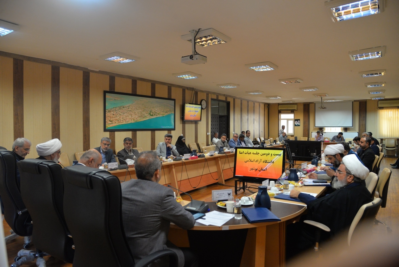 مشکینی: استانها مسئولیت اجتماعی صنایع را به مراکز آموزشی یادآوری کنند مشکینی: استانها مسئولیت اجتماعی صنایع را به مراکز آموزشی یادآوری کنند