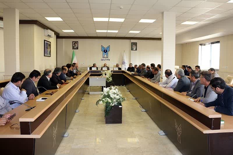 پایداری و ثبات واحدهای دانشگاهی نیازمند رشد اقتصادی است پایداری و ثبات واحدهای دانشگاهی نیازمند رشد اقتصادی است