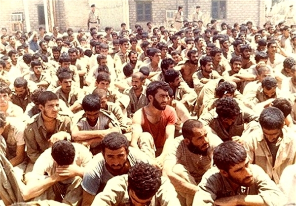 روزهای سخت اسارت در تکریت با طعم خیانت منافقین روزهای سخت اسارت در تکریت با طعم خیانت منافقین