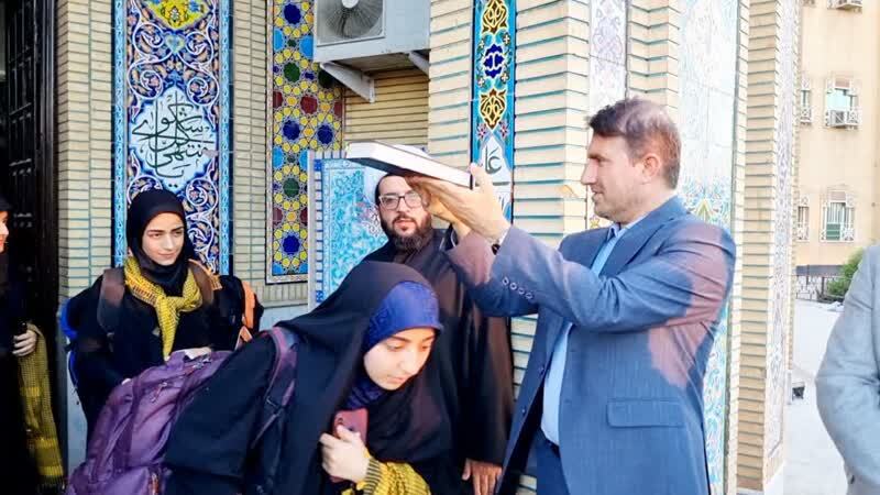 اعزام کاروان زیارتی دانشگاه آزاد دزفول به کربلای معلی اعزام کاروان زیارتی دانشگاه آزاد دزفول به کربلای معلی