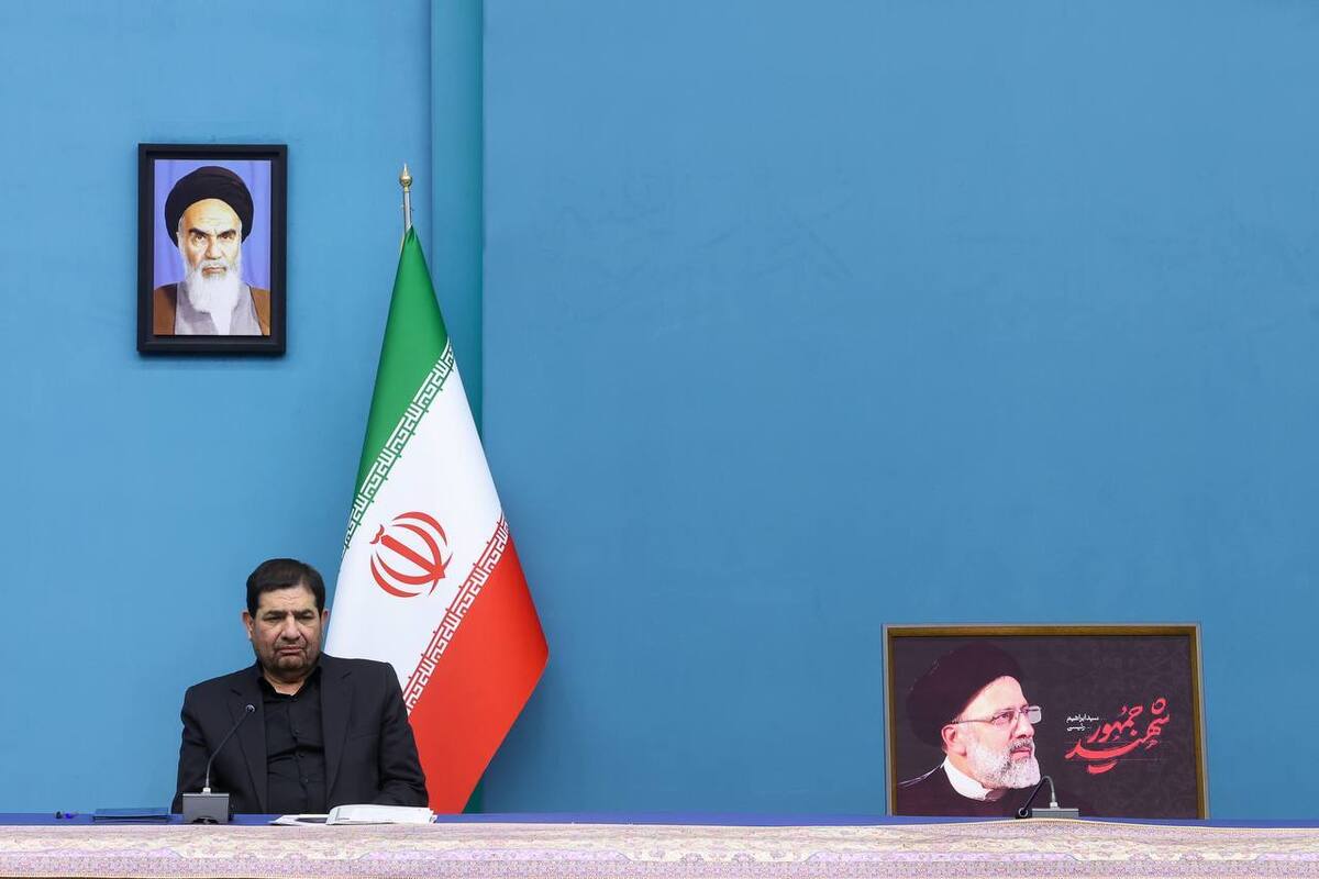 مخبر: شهید رئیسی مردم را به عنوان پشتیبان دولت به صحنه آورد