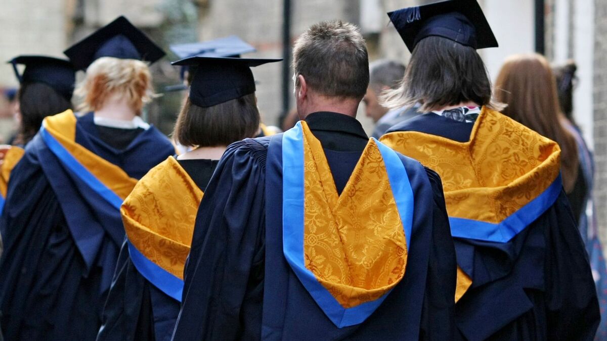 احتمال تعطیلی برخی از دانشگاه‌های انگلستان به دلیل بحران مالی