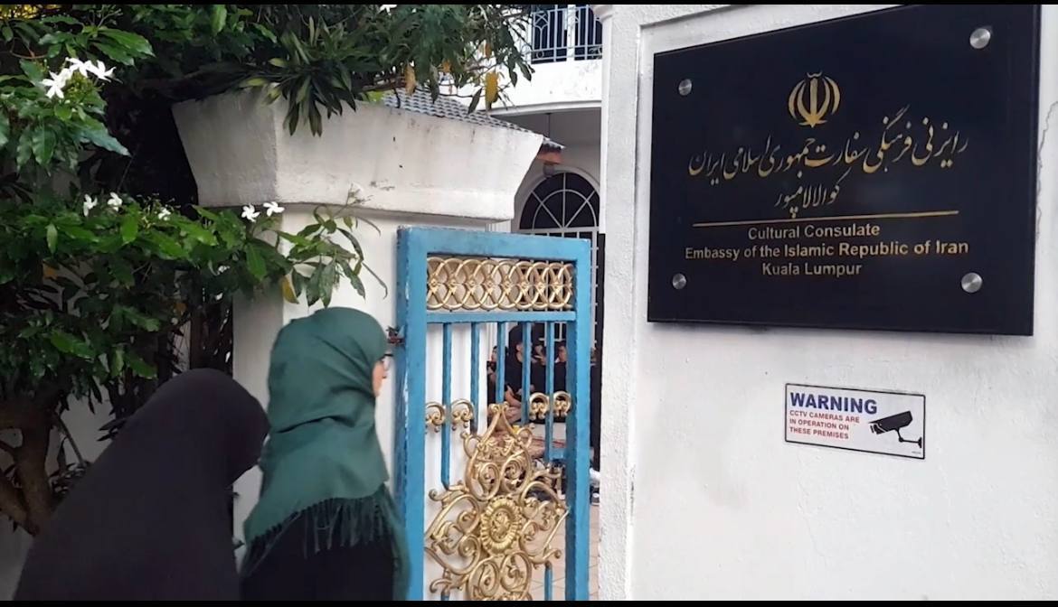 روایتی از عزاداری فارسی زبانان برای امام حسین(ع) در مالزی/ مستند چراغ هدایت تولید شد روایتی از عزاداری فارسی زبانان برای امام حسین(ع) در مالزی/ مستند چراغ هدایت تولید شد