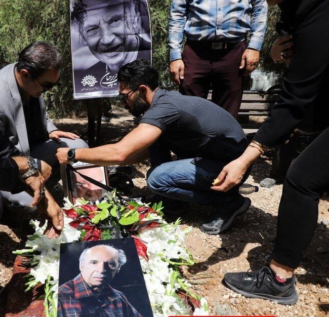 پیکر هوشنگ حریرچیان در قطعه نام‌آوران اصفهان آرام گرفت