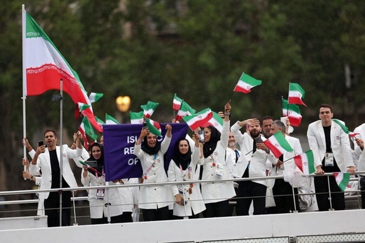 فراز بادپا، نماد رشادت همگام با قهرمانان ایران در افتتاحیه پاریس 