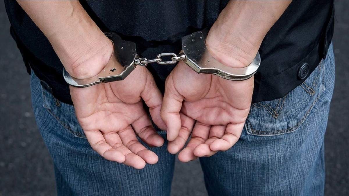 سرکرده باند بزرگ قاچاق مواد مخدر در کرمان دستگیر شد