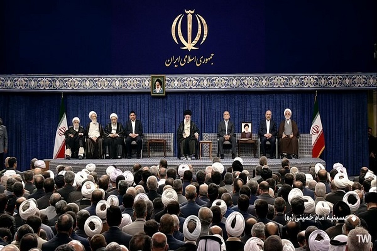 تنفیذ رأی مردم توسط رهبر انقلاب و انتصاب پزشکیان به سمت رئیس‌ جمهور ایران