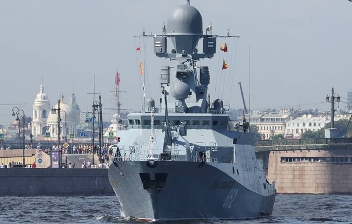 خزر میزبان رژه ویژه نیروی دریایی روسیه است