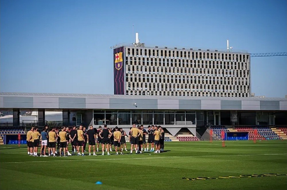 هدفی که از  «هانزی» دور نیست ؛ آیا دوران طلایی گواردیولا و کرایف در بارسا با «فلیک» تکرار می شوند؟