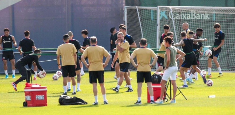 هدفی که از «هانزی» دور نیست ؛ آیا دوران طلایی گواردیولا و کرایف در بارسا با «فلیک» تکرار می شوند؟ هدفی که از «هانزی» دور نیست ؛ آیا دوران طلایی گواردیولا و کرایف در بارسا با «فلیک» تکرار می شوند؟