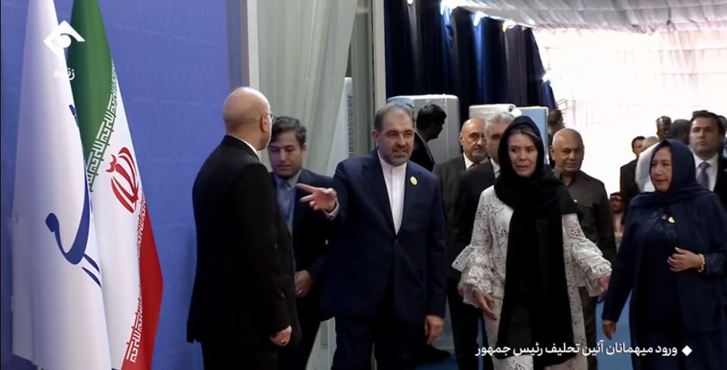 فیلم و عکس/ ورود مقامات و مسئولان کشورهای خارجی در مجلس شورای اسلامی فیلم و عکس/ ورود مقامات و مسئولان کشورهای خارجی در مجلس شورای اسلامی