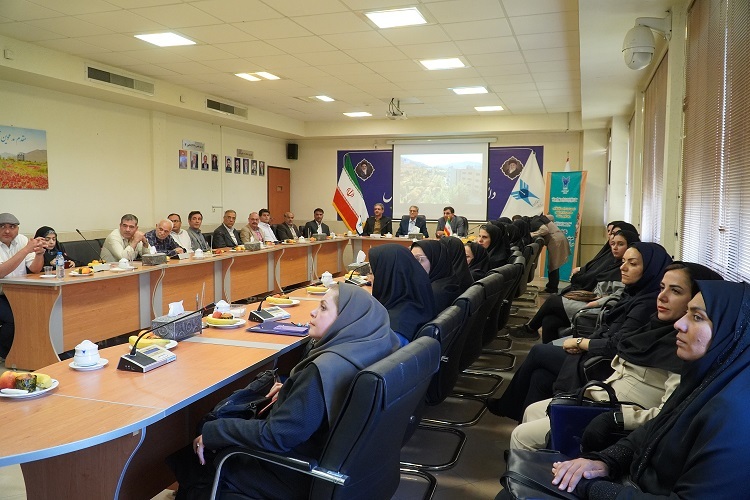 بازیابی عمق استراتژیک ایران با گسترش زبان فارسی بازیابی عمق استراتژیک ایران با گسترش زبان فارسی