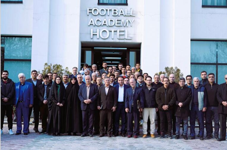 چشمانداز فوتبال ایران ۱۴۱۴؛ اولین قدم برای تحقق یک رویا چشمانداز فوتبال ایران ۱۴۱۴؛ اولین قدم برای تحقق یک رویا