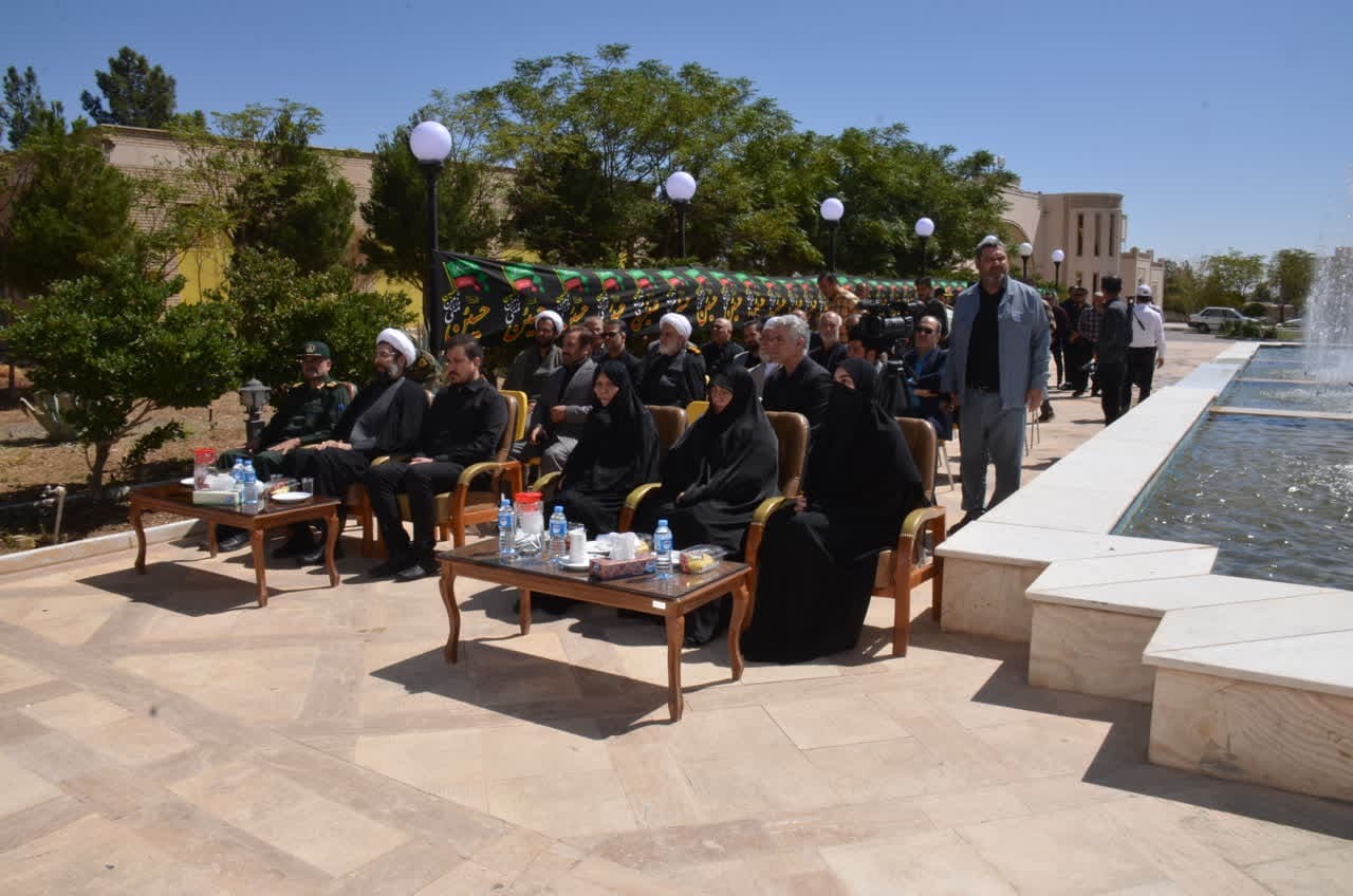 نام شهید امیرعبداللهیان در دانشگاه آزاد دامغان ماندگار شد