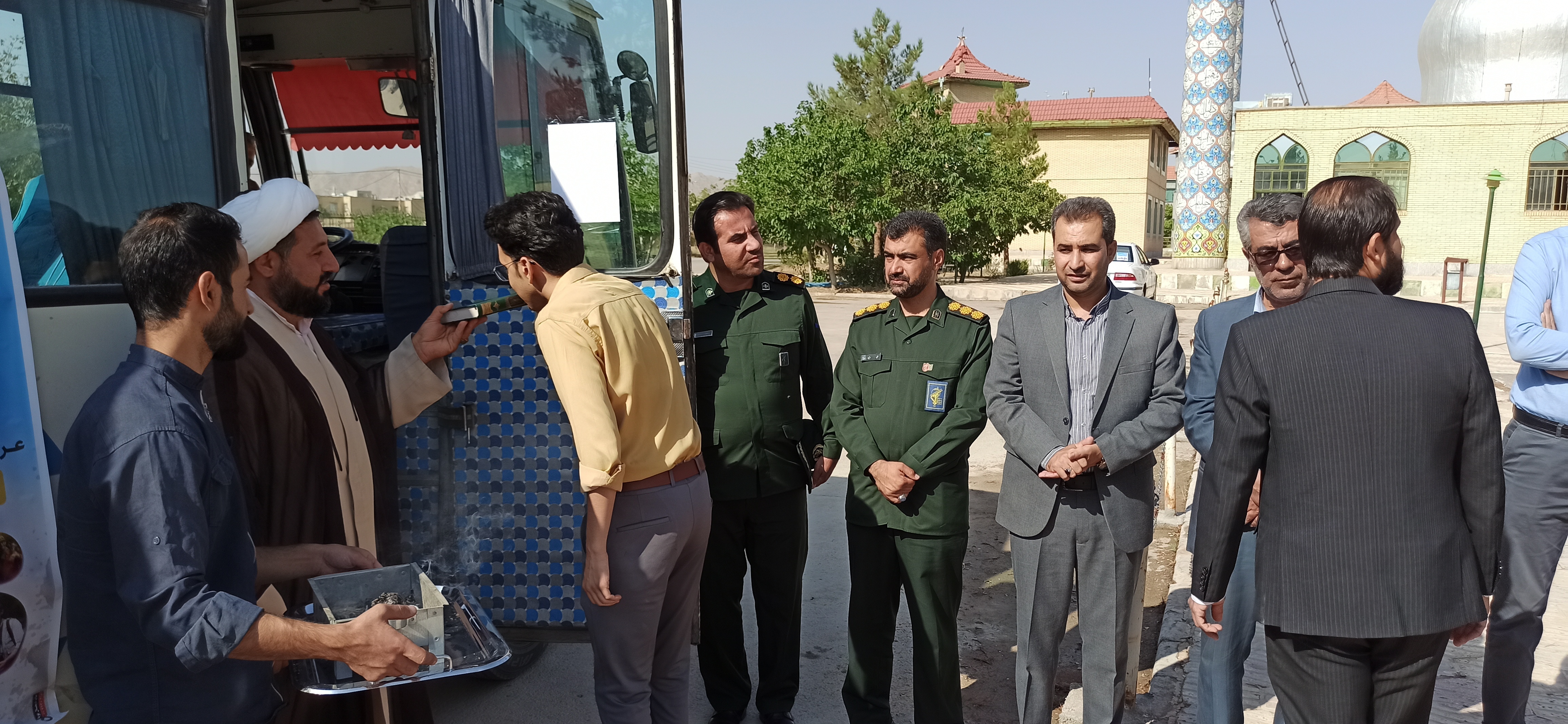 جزئیاتی از اعزام ۳۰ دانشجوی بسیجی دانشگاه آزاد آباده به اردوی جهادی جزئیاتی از اعزام ۳۰ دانشجوی بسیجی دانشگاه آزاد آباده به اردوی جهادی