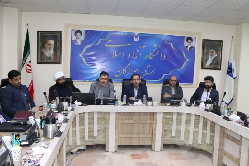 سکان دانشگاه آزاد کیش به آسایش رسید سکان دانشگاه آزاد کیش به آسایش رسید