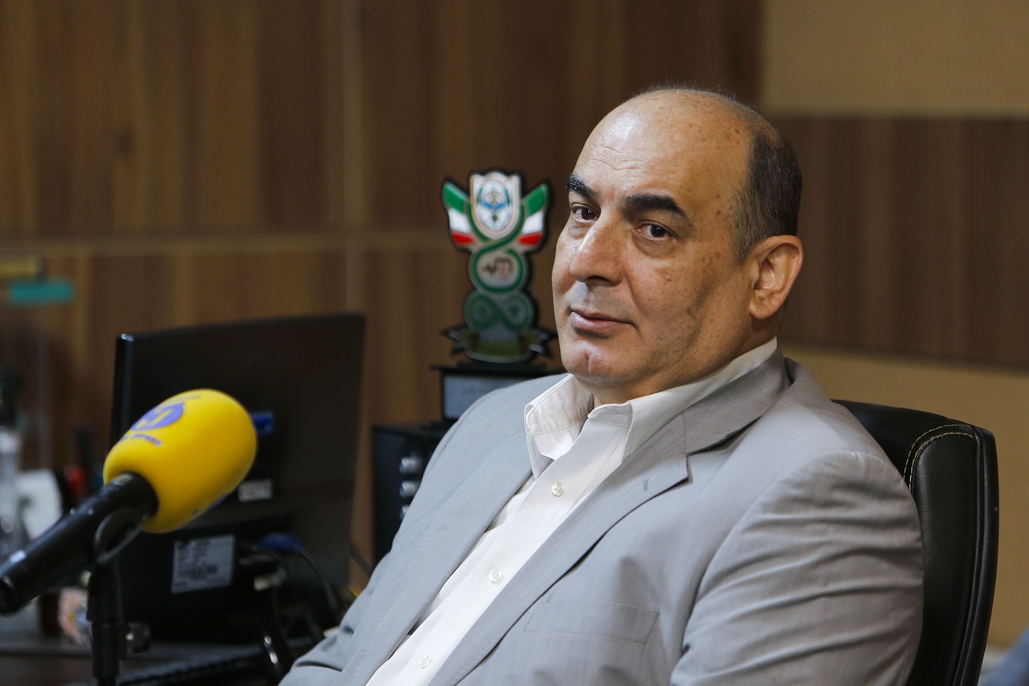 کشف دنیای پزشکی نا متعارف در آسمان، زمین و دریا کشف دنیای پزشکی نا متعارف در آسمان، زمین و دریا