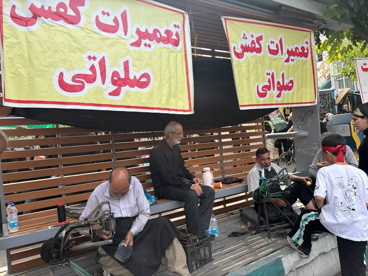 تهران برای زائران جامانده اربعین آغوش باز کرد/ طریق مشایه؛ از میدان امام حسین تا حرم سیدالکریم +عکس