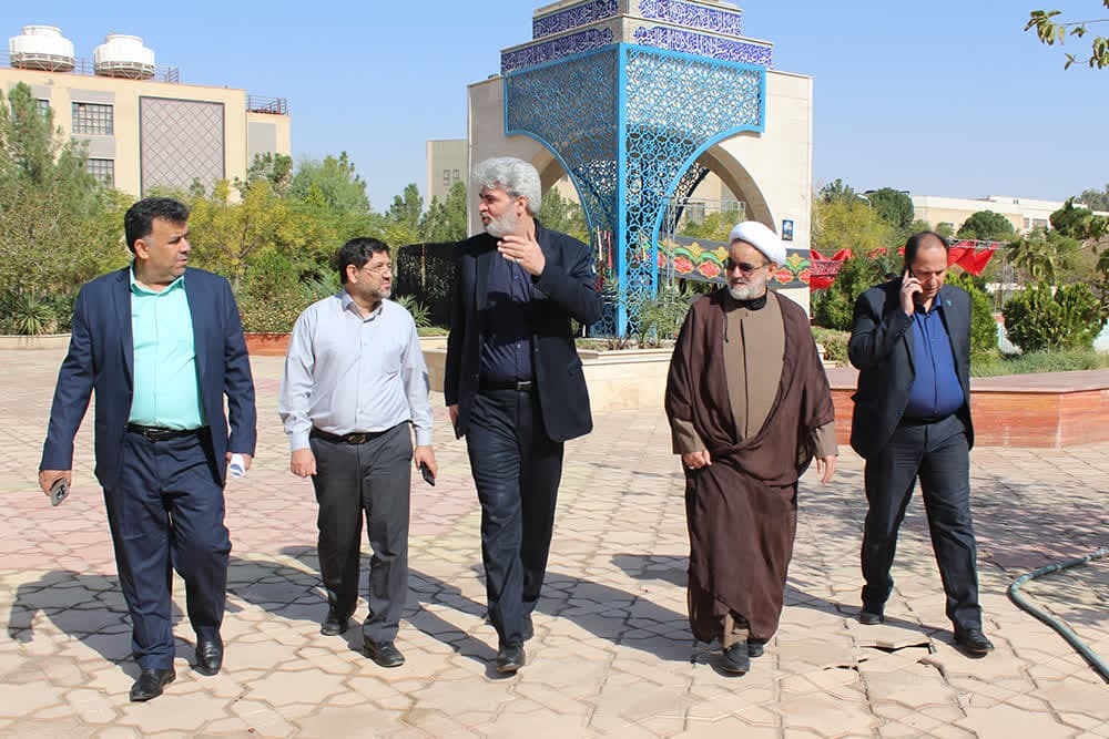 پروژه‌های عمرانی دانشگاه آزاد قم بررسی شد