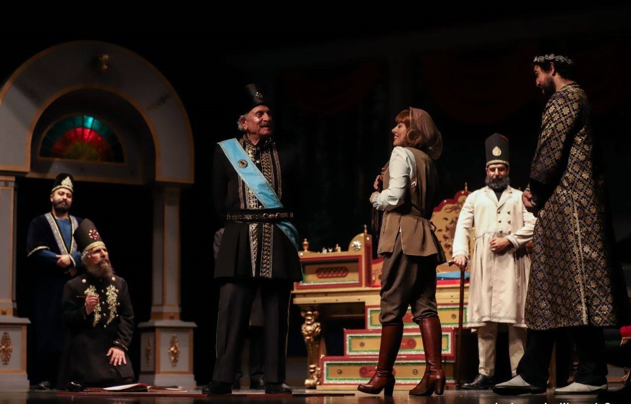 «باغ شبنمای ما» یک ترکیب جادویی از اکبر رادی و هادی مرزبان است «باغ شبنمای ما» یک ترکیب جادویی از اکبر رادی و هادی مرزبان است