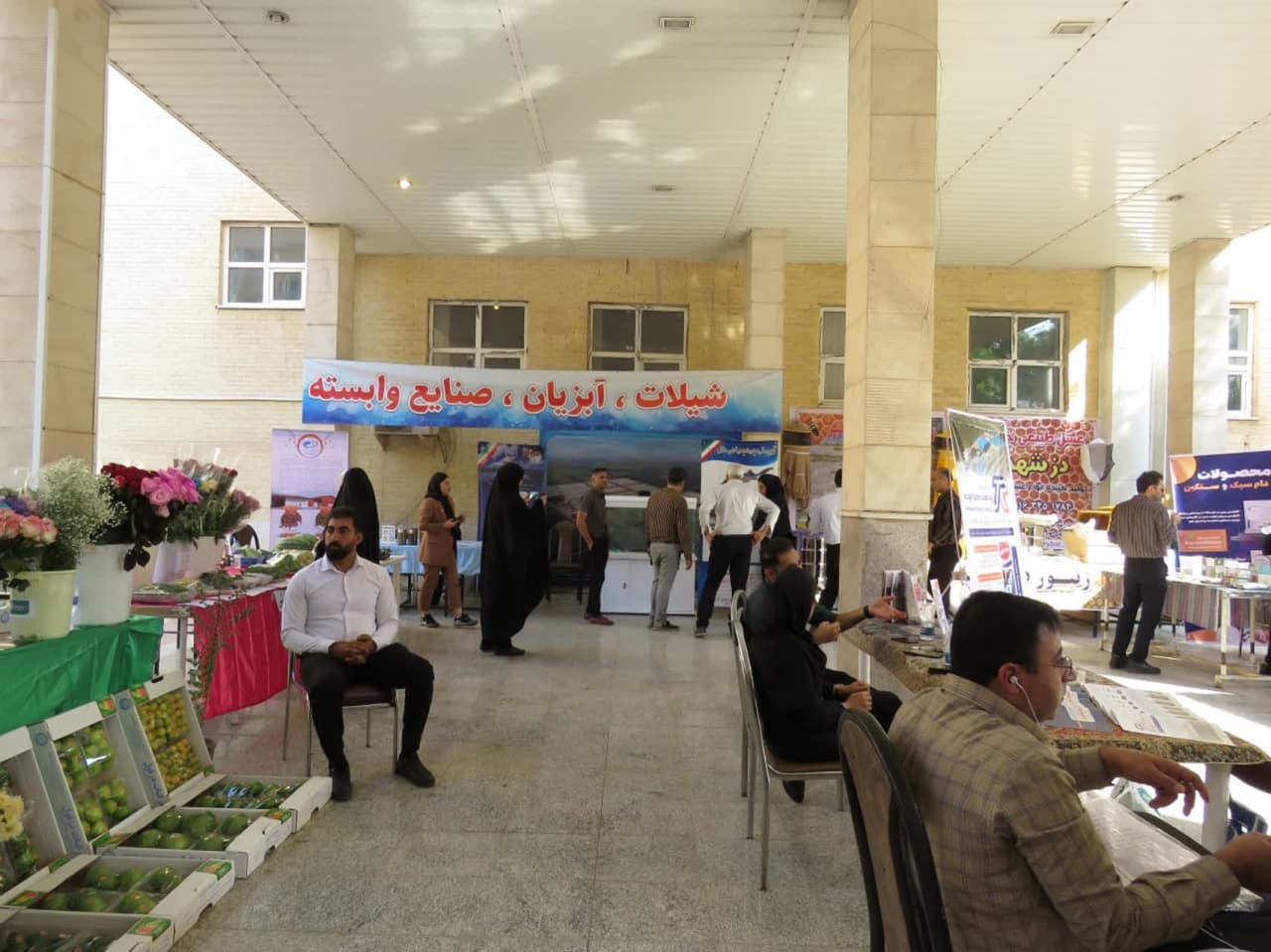 حمایت دانشگاه آزاد از طرح‌های فناورانه در جهش تولید و ارتقای امنیت غذایی