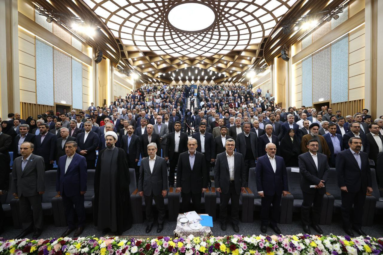 حضور رئیسجمهور در مراسم آغاز سال تحصیلی در دانشگاه تهران حضور رئیسجمهور در مراسم آغاز سال تحصیلی در دانشگاه تهران