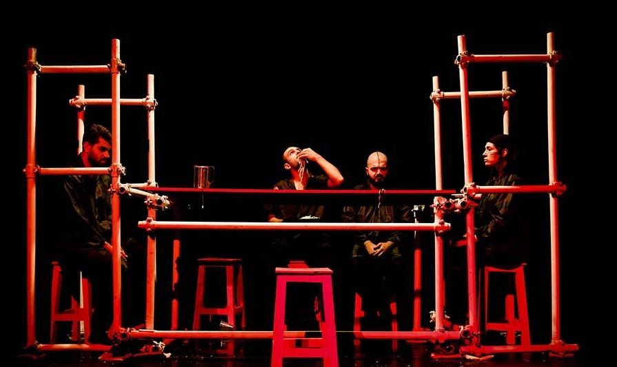 فناوری با دنیای تئاتر چه می&zwnj;کند/ورود هوش مصنوعی به صحنه نمایش