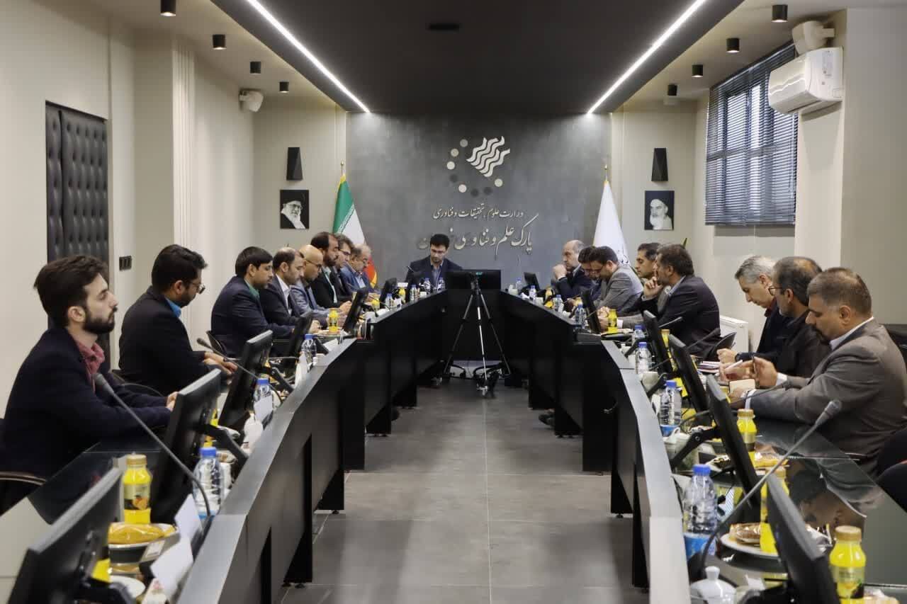 لزوم آموزش حقوق فضای مجازی به استادان و دانشجویان لزوم آموزش حقوق فضای مجازی به استادان و دانشجویان