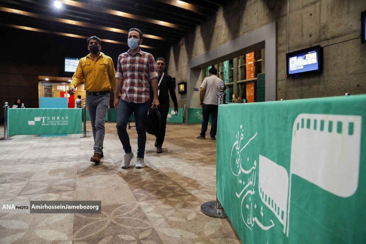 خارجیهایی که با کولهباری از جایزه به جشنواره فیلم کوتاه تهران رسیدند خارجیهایی که با کولهباری از جایزه به جشنواره فیلم کوتاه تهران رسیدند