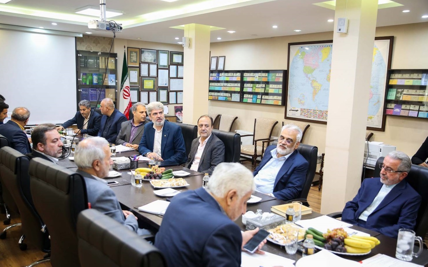 جلسه هیأت امنای مرکزی دانشگاه آزاد اسلامی برگزار شد/ قدردانی اعضای هیأت امنای از شبکه سازی در دانشگاه جلسه هیأت امنای مرکزی دانشگاه آزاد اسلامی برگزار شد/ قدردانی اعضای هیأت امنای از شبکه سازی در دانشگاه