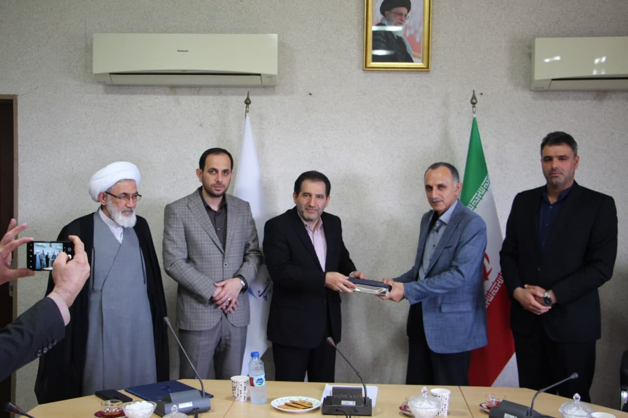 سرپرست جدید دانشگاه آزاد نور معرفی شد سرپرست جدید دانشگاه آزاد نور معرفی شد