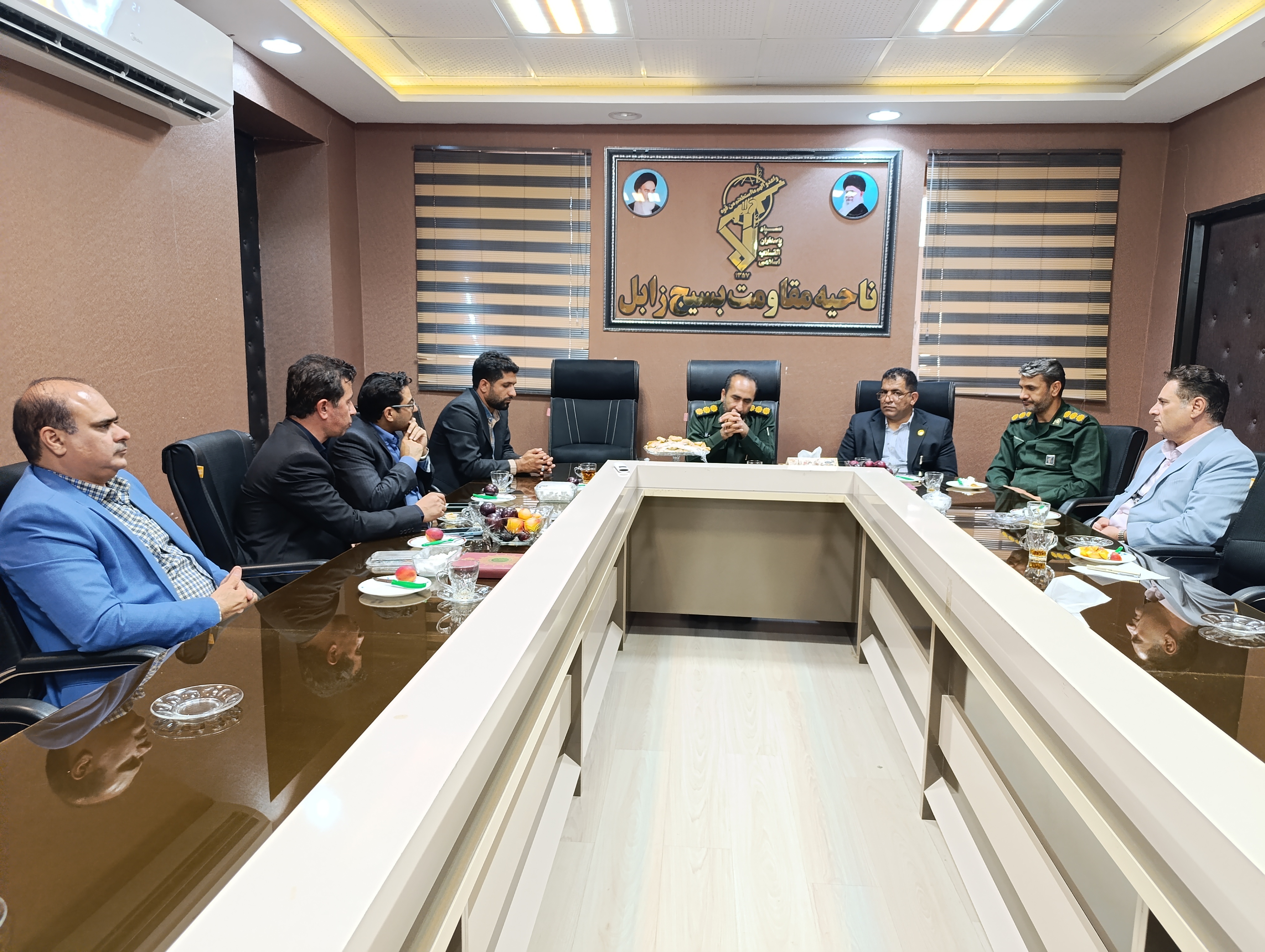 دشمن در مقابل ایمان و صلابت مردم غزه عایدی جز شکست نداشته است دشمن در مقابل ایمان و صلابت مردم غزه عایدی جز شکست نداشته است