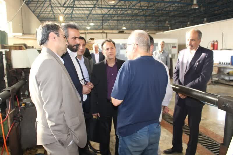 سرمایه‌ دانشگاه آزاد اسلامی در هیچ بنگاه اقتصادی نیست/ توان علمی استادان ثروت اصلی ماست