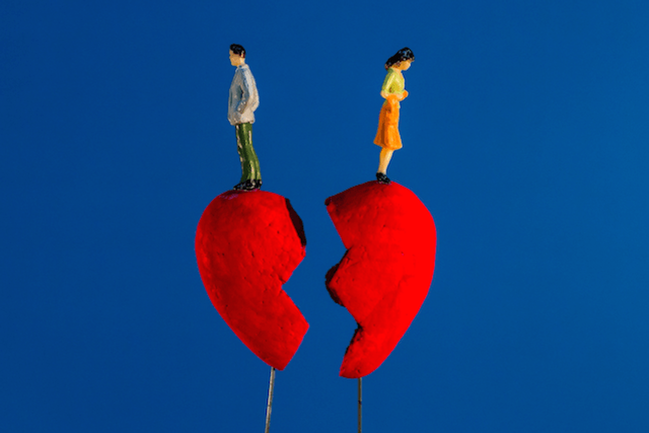 چرا نمی‌توانیم یک رابطه سمی را ترک کنیم؟